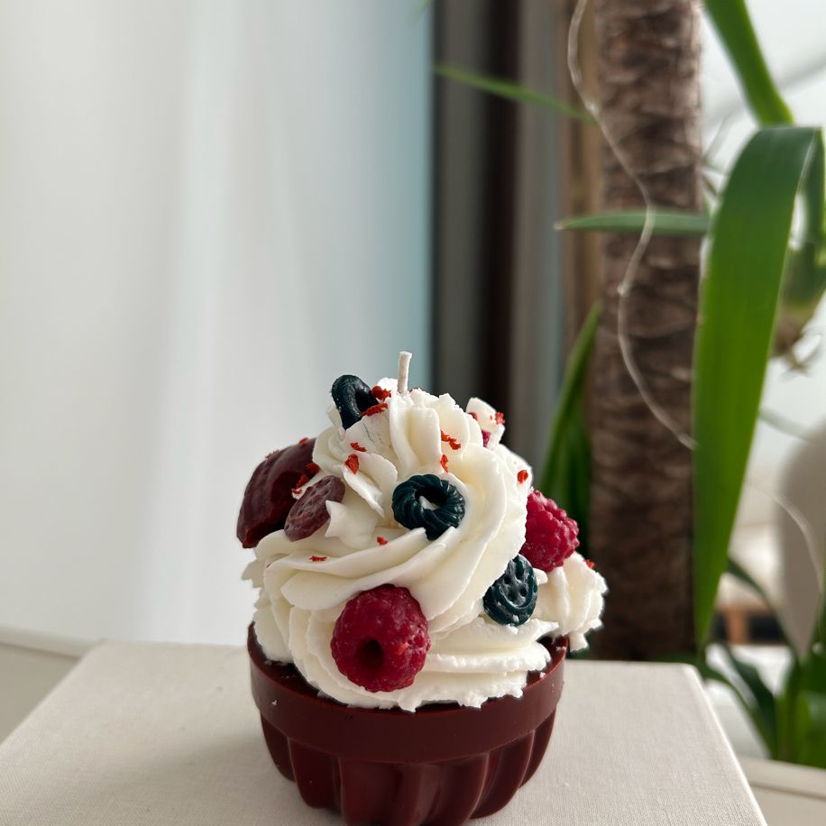 Kahverengi cupcake mum